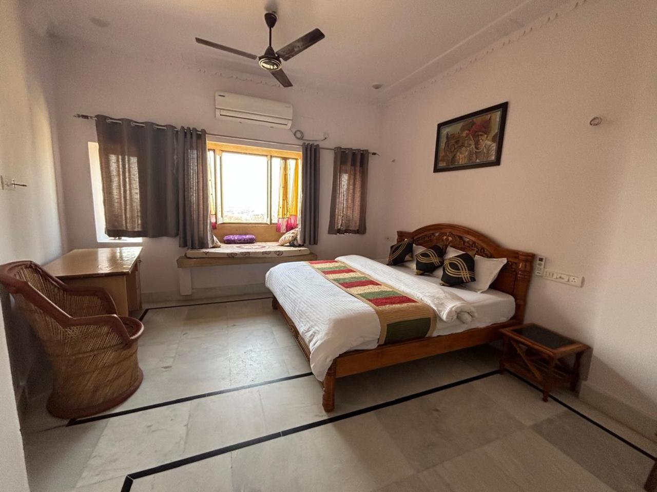 Ideal Guest House Jaisalmer Buitenkant foto